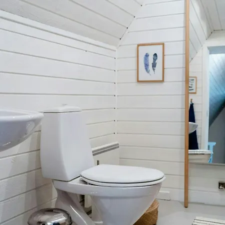 Casa vacanze Thatched Hideaway At Svinklov Forest Edge
